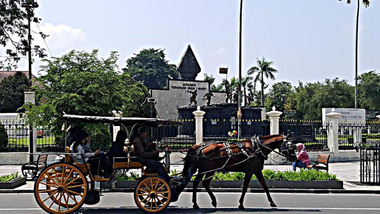 Mitra Hotel Yogyakarta Exteriér fotografie
